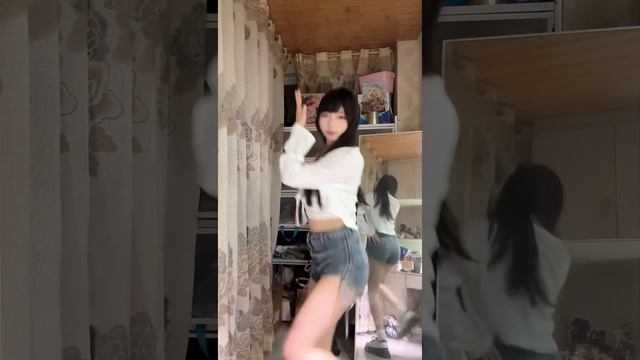Live Ziying (梓樱酱那个字念zi) 27.05.2025  #dance #tiktok #girl #梓樱酱 #元気