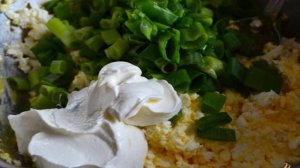 Пирог с брынзой и зеленым луком