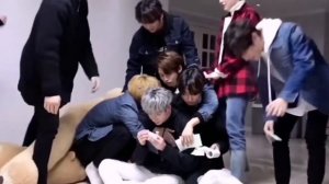 С днем рождения папа Чан, ты лучший лидер. У тебя получ?