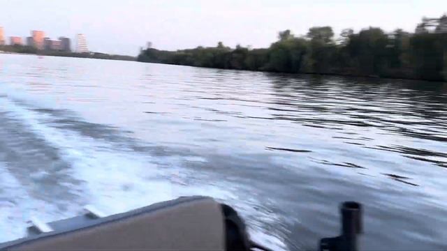 ЭЛЕКТРОМОТОР на лодке для рыбалки и отдыха