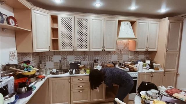 ОРГАНИЗАЦИЯ ХРАНЕНИЯ НА КУХНЕ 14 кв.м/"ДО" И "ПОСЛЕ"/УБОР? смотреть онлайн
