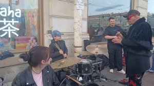 ПИТЕР ❤️ТАНЦОР МАЙКЛ 🤗И МОЛОДОЙ БАРАБАНЩИК 🥁🥁🥁