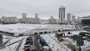 Просторная трехкомнатная квартира с высотой потолка 3