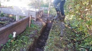 Как быстро выкопать траншею для дренажа