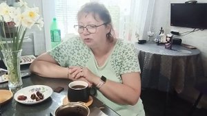 Завтра выпускной.