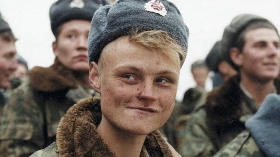 Душевная песня о памяти, о погибших ребятах. ЭТО ПРОСТО ВОЙНА. Зара. Поющий доцент Светлана Фролова