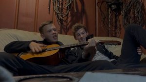 играем на гитаре дворовые песни.тгк-sortanet