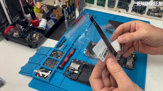 Poco F3 не заряжается смотреть онлайн