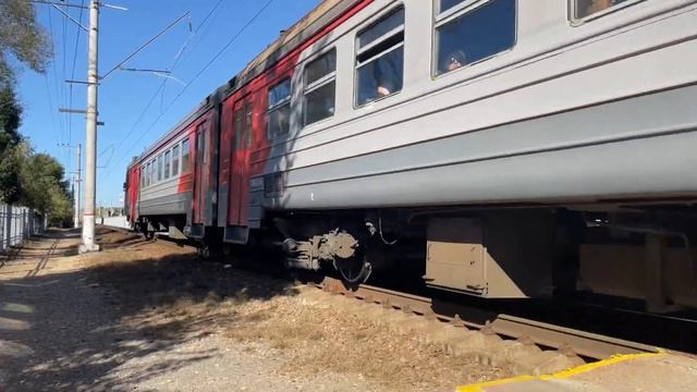 Электропоезд ЭД9М 0164 Кисловодск-Минеоальные Воды на О.