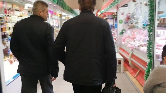 Russian Supermarket Walk Around | Российский продовольственный рыно?