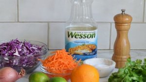 Капустный салат с цитрусовой заправкой