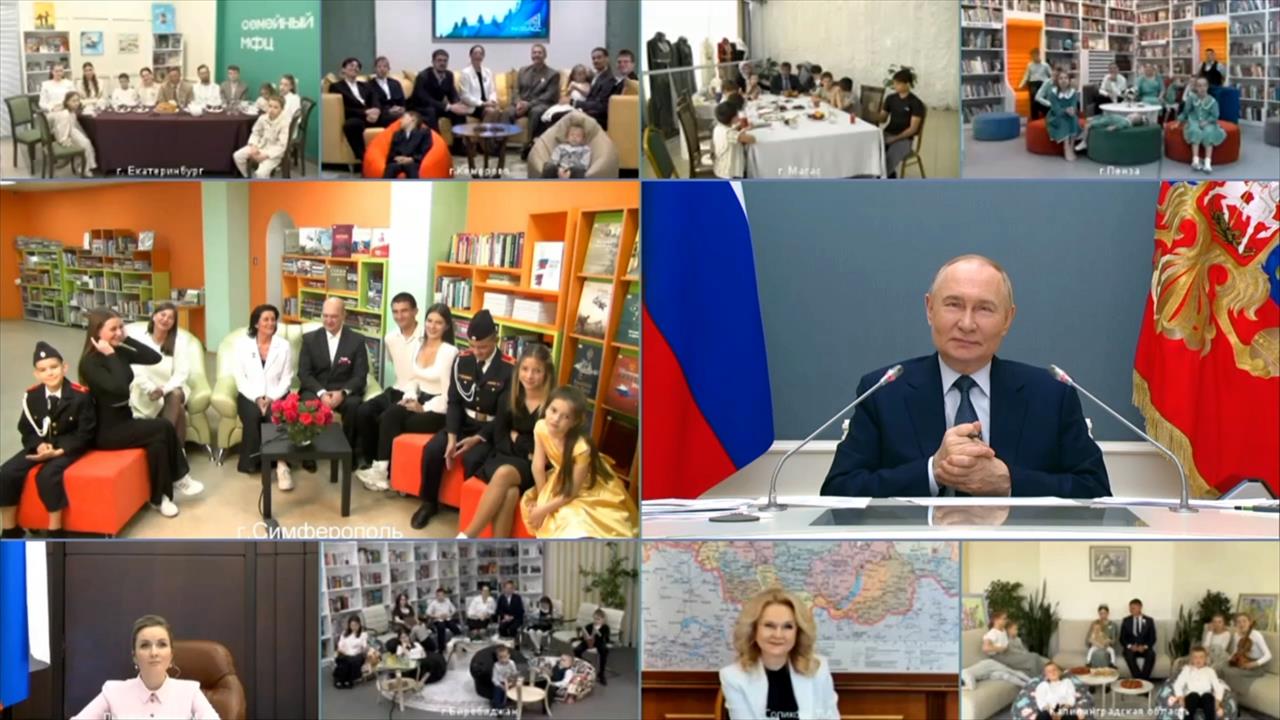 Путину предложили стать крестным внука многодетной матери