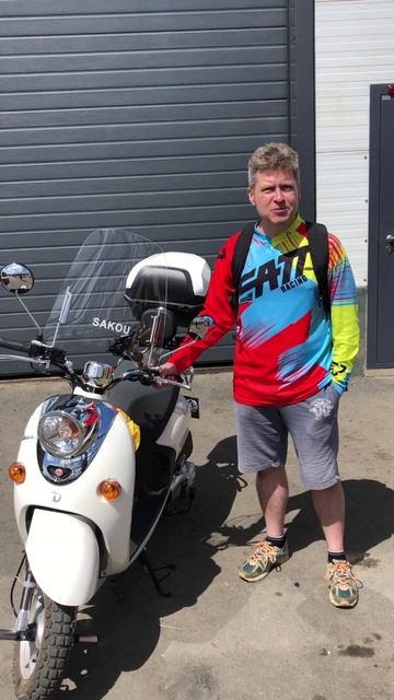 Довольный клиент о сервисном центре ИКС-МОТОРС! Привез СКУТЕР X-MOTORS RETRO PRO смотреть онлайн