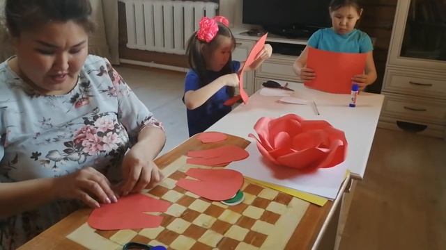 Технология изготовления объемного цветка из бумаги. смотреть онлайн