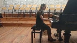 Й Гайдн Соната № 9 Ре мажор, І.Парфьонов "У весняному лісі" виконує Ільєнко Олександра, 5 клас