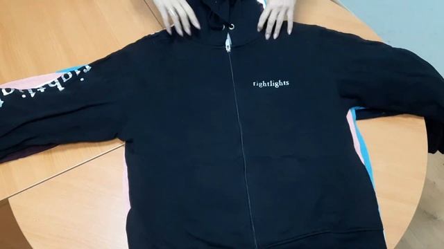 MIK0300 Толстовки, худі, сввтшоти 10 кг; лот 12384540; 23 од. смотреть онлайн