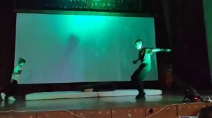 Крутий брейк данс,трюки,сальто,break dance