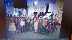 видео поздравления от канала Артём Арна четвёртому г классу с  окончанием начальной школы