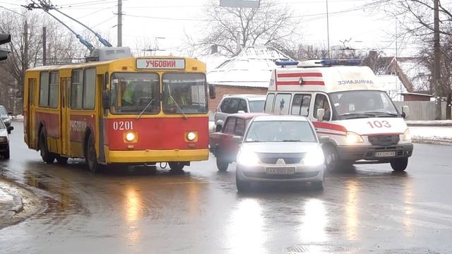 Учебный троллейбус ЗиУ смотреть онлайн