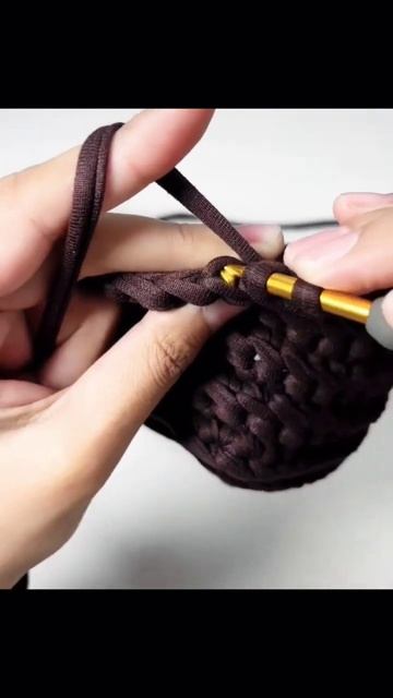 Вяжем красивый узор. #вязаниекрючком #вязание #сумка #handmade #ютубканал