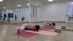 Быстрая йога для всего тела. #йогадома #спорт #фитнес