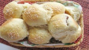 Печеные пирожки с мясом и грибами