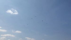 Легкие самолеты буксируют планеры