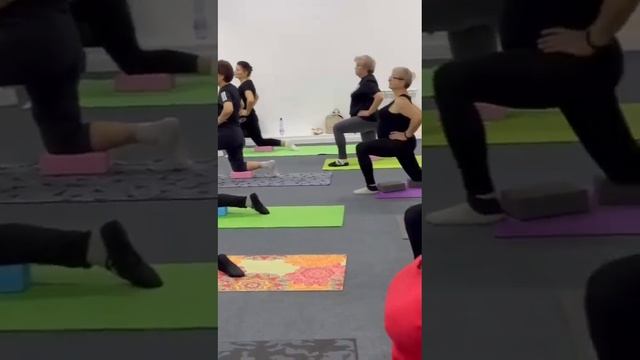 Пилатес 65+ смотреть онлайн