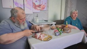 Купила в долг продукты отдам с пенсии Готовим вкусный пирог с мясом всей семьёй
