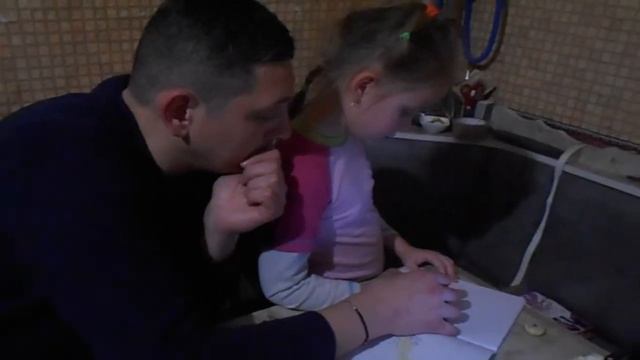 Незабываемые уроки рисования с папой смотреть онлайн