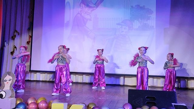 Песня "Добрые дела"исполняет группа "Смузи"