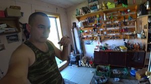 Пока делал ремонт, появились утята . будни в мае ,стоит жара