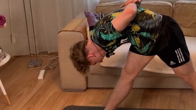 Я Повторил САМЫЕ ТЯЖЕЛЫЕ Позы Йоги В Мире