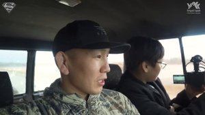 В ГОСТЯХ У SUPER BRUS (рус. субтитры)