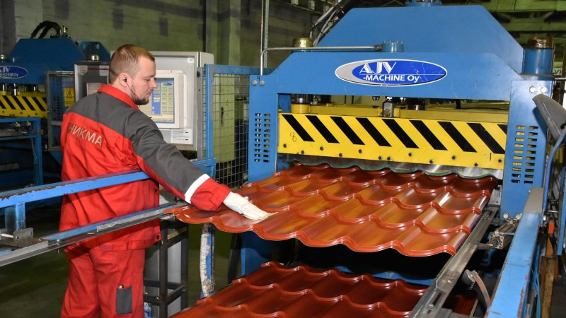 Особое внимание мы уделяем упаковке металлочерепицы М28 УНИКМА