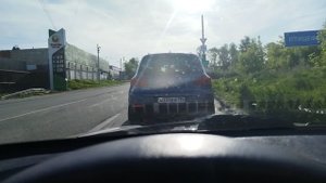 Езжу на автомобиле по городу