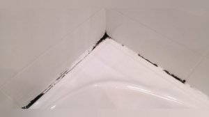 Замена силикона на акриловой ванне