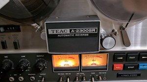 Катушечный магнитофон Teac A-2300SR
