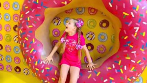 ДИАНА И РОМА - Диана и Папа, учеба дома - волшебные приключения