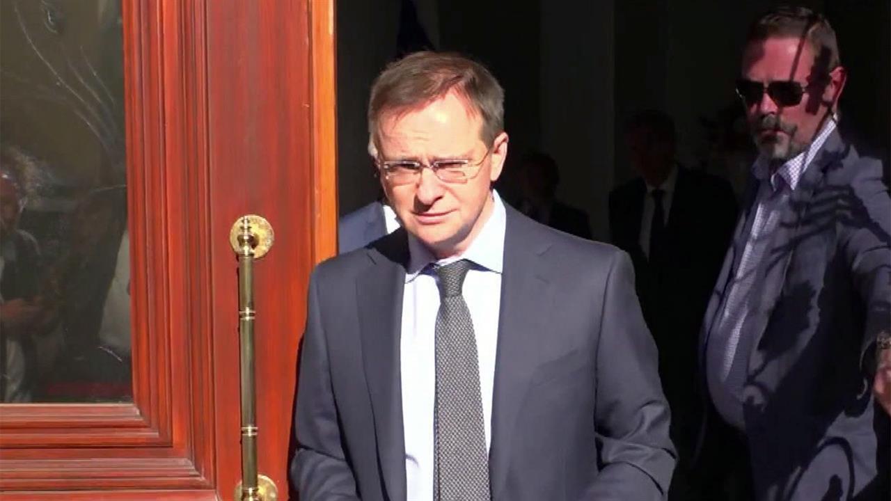 Украинские националисты угрожают Владимиру Мединскому и его семье