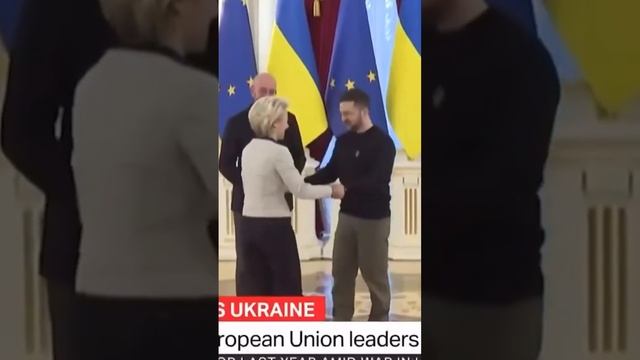🤔Э-м-мм..
🇺🇦В Киеве, в Подольском районе, на гражданина США упал балкон перед входом в…🔽🔽🔽