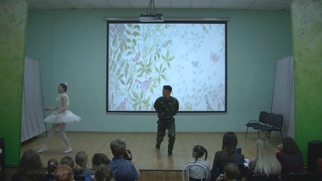 Выступление 11В класса