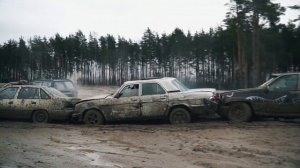 Волга VS бульдозер. Машины всмятку. Auto crash.