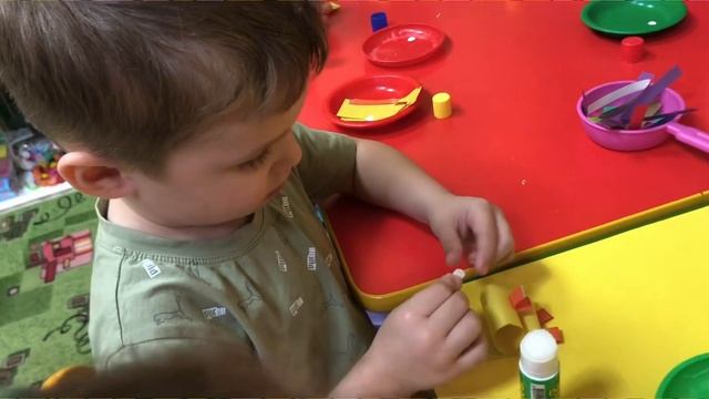 Конструирование из бумаги «Утёнок» смотреть онлайн