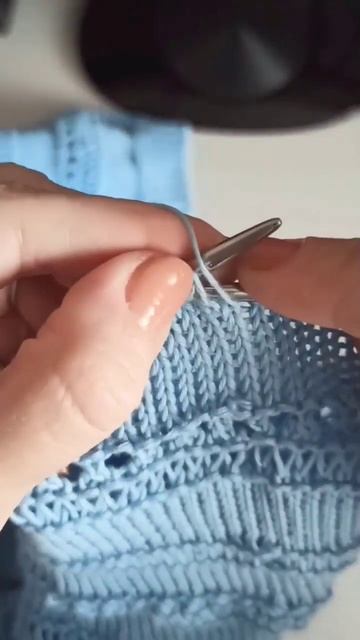 Простой и классный ЛЕТНИЙ УЗОР СПИЦАМИ #shorts #узорспицами #вязание # #hendmade #рукоделие смотреть онлайн