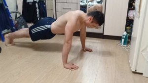100 отжиманий за подход