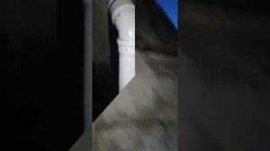Фановая труба а дачном туалете !
