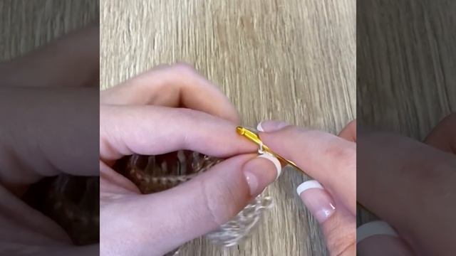 Узорчик. И момент по провязыванию пико. смотреть онлайн