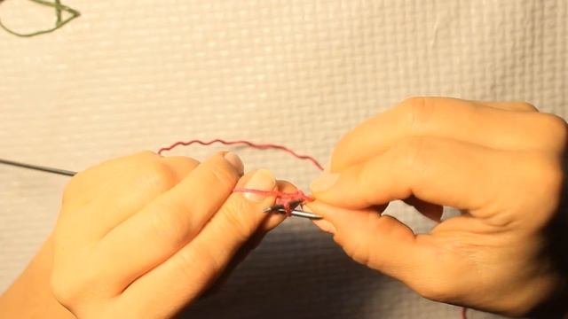 Учимся вязать Бабушкина платочная вязка спицами