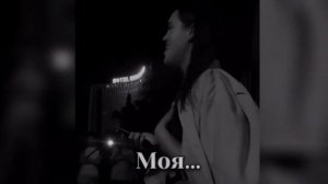 Любовь и боль - оцениваем видео девочек спевших в переходе 2023